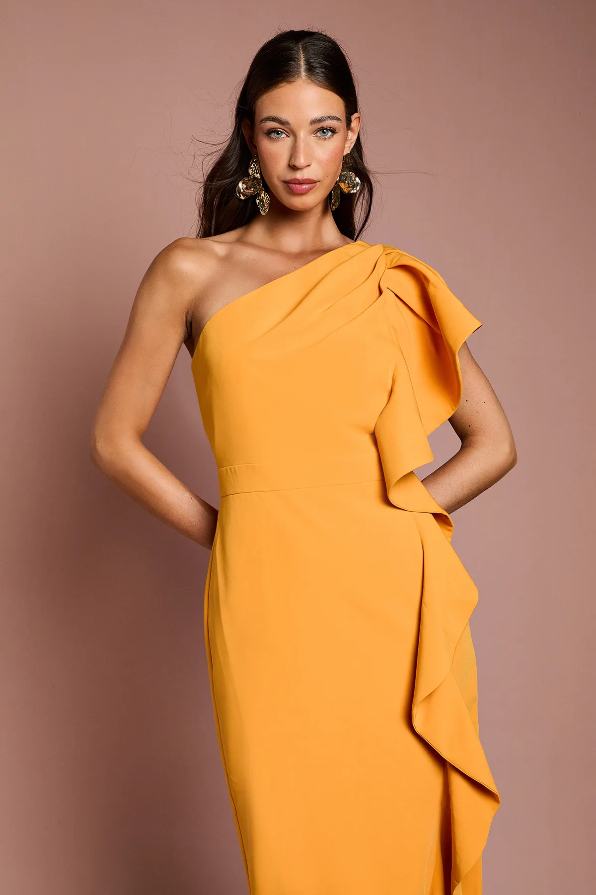 View product One Shoulder Ruffle Crepe Pencil Midi Dress - foto 2